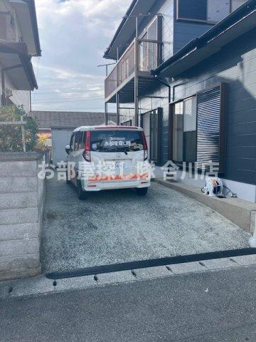 久留米市田主丸町豊城の一戸建ての駐車場