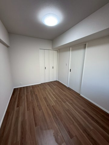 ライオンズマンション博多南第3の洋室