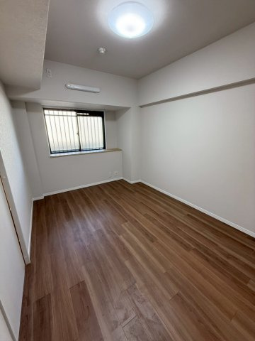 ライオンズマンション博多南第3の洋室