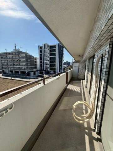 ライオンズマンション博多南第3のバルコニー