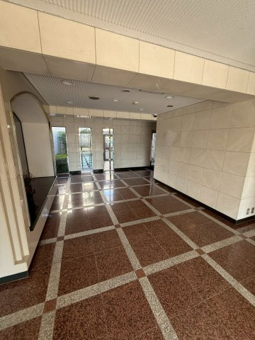 ライオンズマンション博多南第3のエントランス