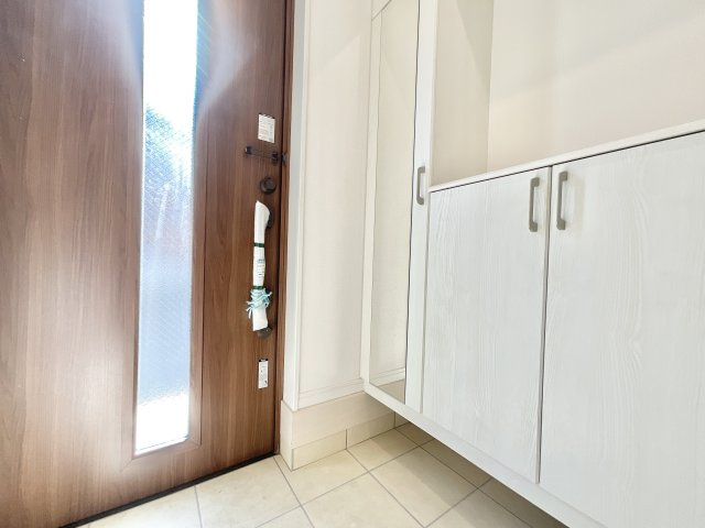 【玄関】 | 船橋市海神５丁目Ⅱ | 建築施工例