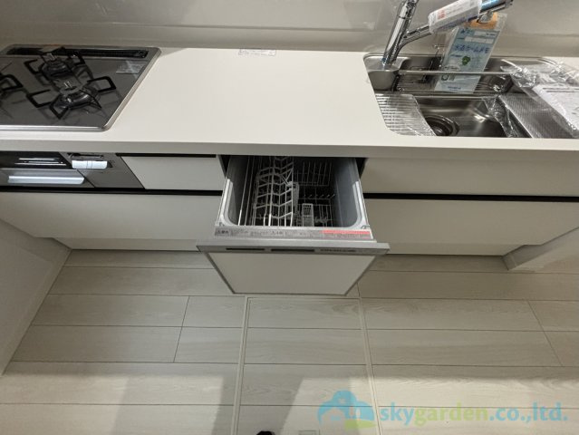 平塚市夕陽ケ丘　新築戸建　全2棟B号棟のキッチン