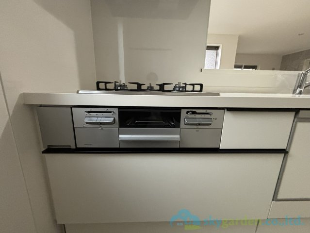 平塚市夕陽ケ丘　新築戸建　全2棟B号棟のキッチン