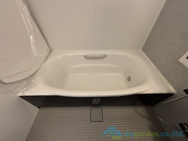 平塚市夕陽ケ丘　新築戸建　全2棟B号棟の浴室