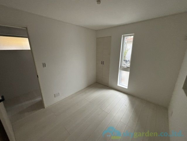 平塚市夕陽ケ丘　新築戸建　全2棟B号棟の洋室