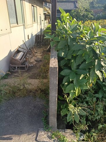 西条市小松町妙口甲12-4の周辺