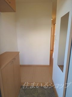 ローズコート清水　Ｂ棟の玄関|シューズボックス