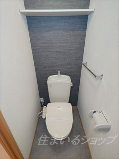 ローズコート清水　Ｂ棟のトイレ|シャワートイレ