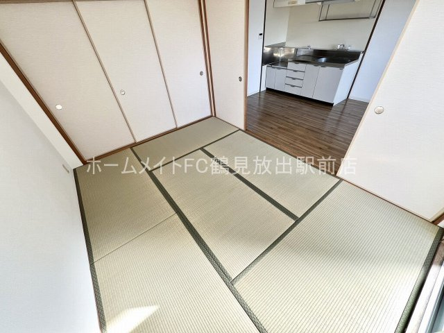 大阪市城東区永田１丁目の賃貸マンションの洋室