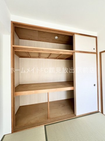 大阪市城東区永田１丁目の賃貸マンションの収納