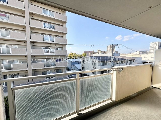 大阪市城東区永田１丁目の賃貸マンションのロビー