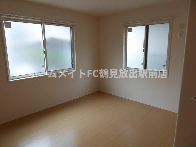 東大阪市稲田新町２丁目のアパートの洋室