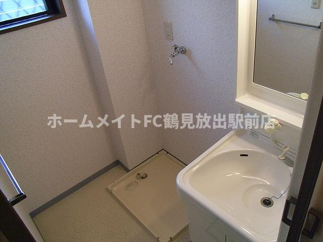 東大阪市稲田本町１丁目のハイツの洗面所|室内洗濯機置場