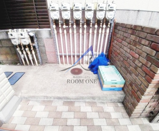 ファレオ千石のその他共用部分|敷地内ゴミ置き場です。