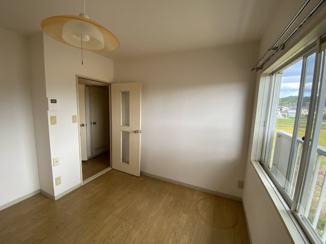 ハイツフレグランス3号棟の居間・リビング