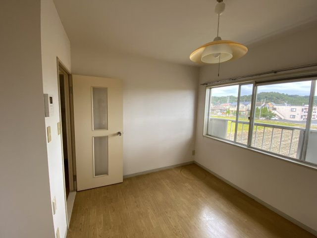 ハイツフレグランス3号棟の居間・リビング