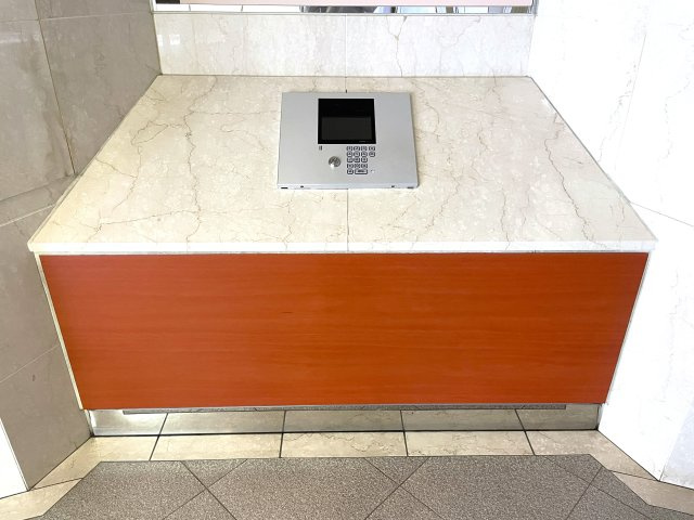 アルファステイツ梅ノ辻のその他共用部分|オートロック付きで来客時も安心です。