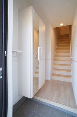 【玄関】 | ＨａｌｅＬｉｎｏ八ヶ崎 | 玄関