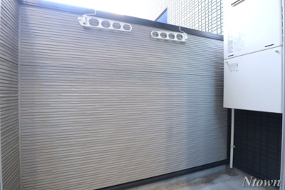 【バルコニー】 | REVE今池 | 外からの目が気にならないバルコニーで洗濯物が干せます