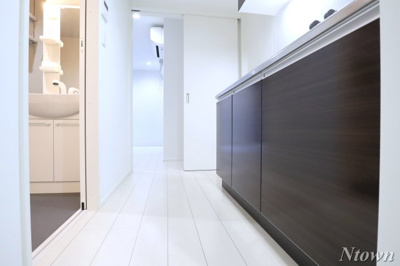 【内装】 | REVE今池 | きれいな内装です