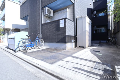 【エントランス】 | REVE今池 | エントランスです