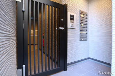 【エントランス】 | REVE今池 | 建物の内部です