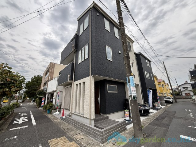 平塚市夕陽ケ丘　未入居戸建　全2棟A号棟の外観