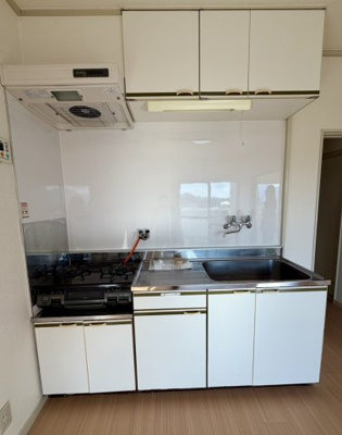 【キッチン】 | ロイヤルプラザ