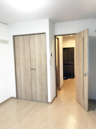 ヴィラモリの寝室