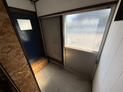 【バルコニー】 | 塩屋2丁目住居兼ガレージ(戸建・駐車場付き)