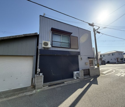 【外観】 | 塩屋2丁目住居兼ガレージ(戸建・駐車場付き)