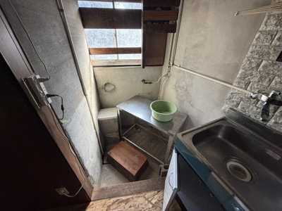 【バルコニー】 | 塩屋2丁目住居兼ガレージ(戸建・駐車場付き)