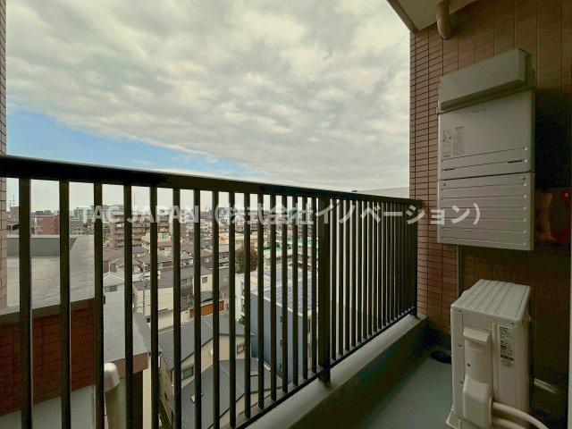ルイシャトレ綾瀬のバルコニー