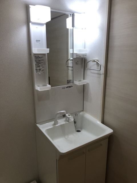 ドエル　アサヒの洗面所