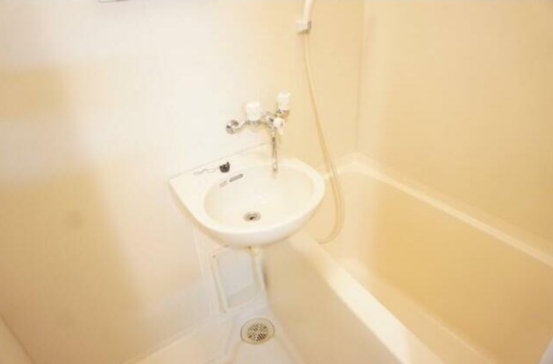 ラフィーネ荻窪Ⅱの浴室