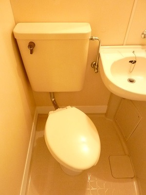 【トイレ】 | メゾン・ド・エスカル