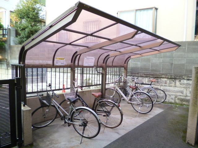 キャッスル高根ＫＯのその他共用部分|☆屋根付き駐輪場☆