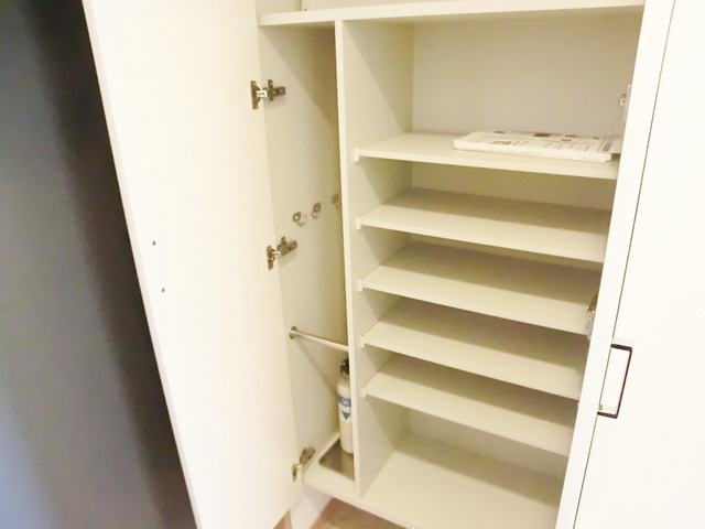 ＴＨＥパームス新小岩の玄関|下駄箱完備♪