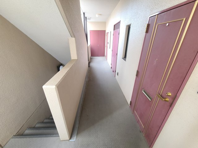 ソレイユ浦和のロビー|★共用通路の画像です★