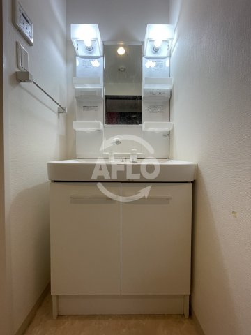 ヴィルヌーブ中之島の独立洗面台|ヴィルヌーブ中之島　独立洗面台