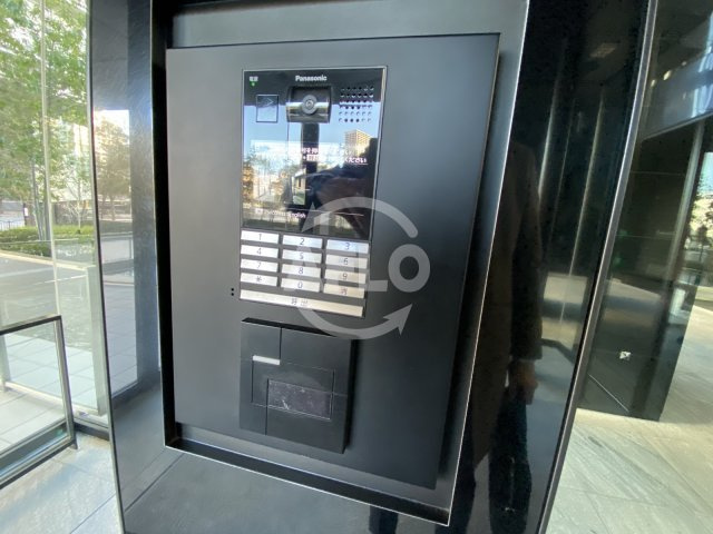 ザ・パークハウス中之島タワー　西天満小のセキュリティ|ザ・パークハウス中之島タワー　エントランスオートロック