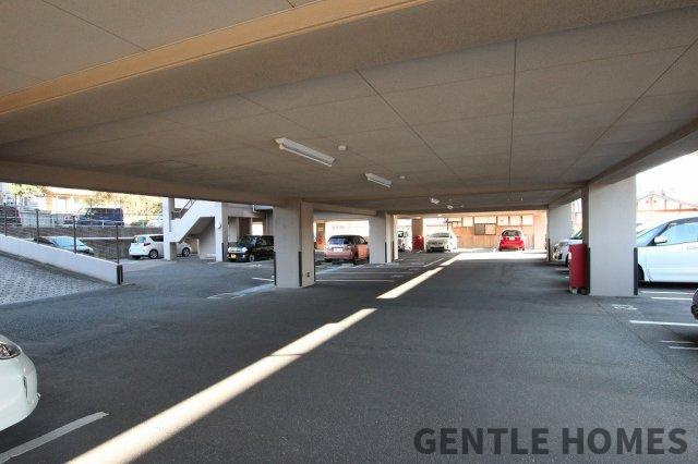 藤和ハイタウン和白丘Ⅰの駐車場