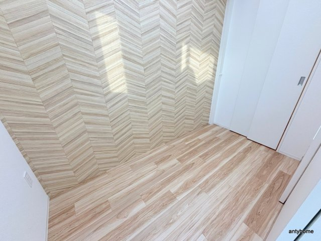 プレサンス江坂ベルフィーヌ　仲介手数料無料の洋室