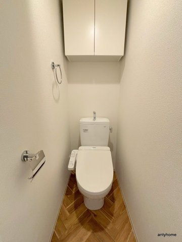 プレサンス江坂ベルフィーヌ　仲介手数料無料のトイレ