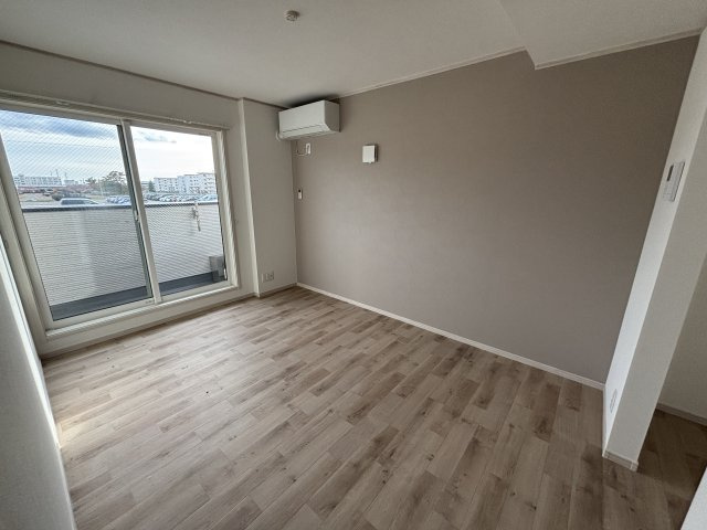 メリディアン多賀城笠神壱番館の居間・リビング