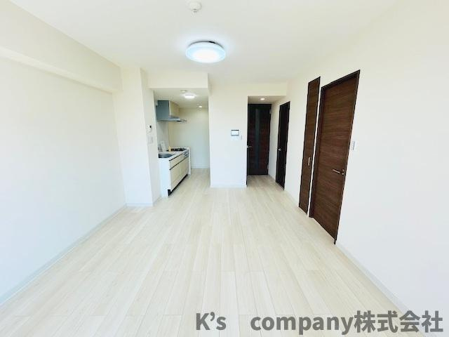 茅ヶ崎市甘沼　オクトス湘南茅ヶ崎グランドヒルの居間・リビング|南西向きのリビングはで日当たり良好♪