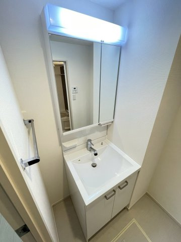 【独立洗面台】