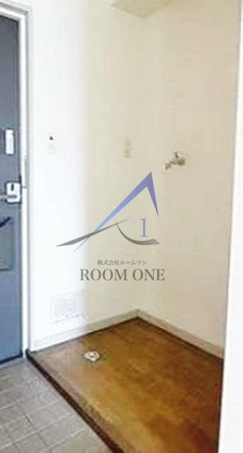 ロジェ芦花公園の設備|洗濯機置き場です。