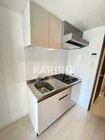 エストゥルースプラスサウス大阪のキッチン